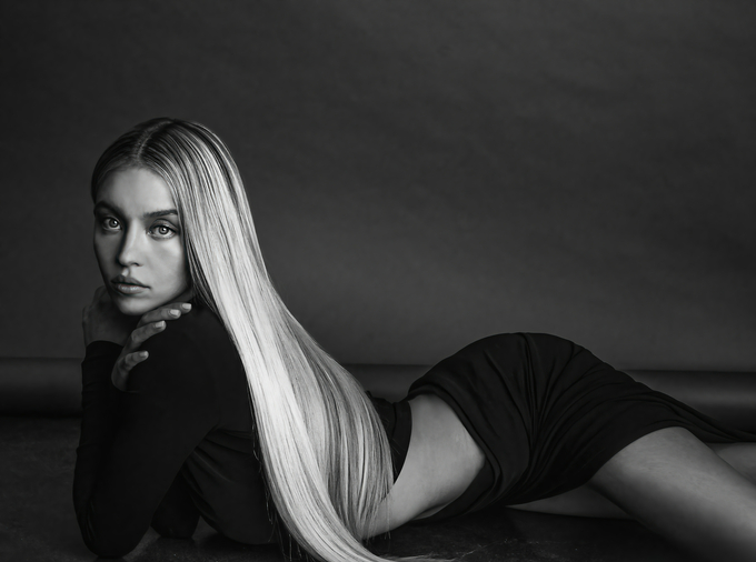 Sydney Sweeney — Image 6 of 44