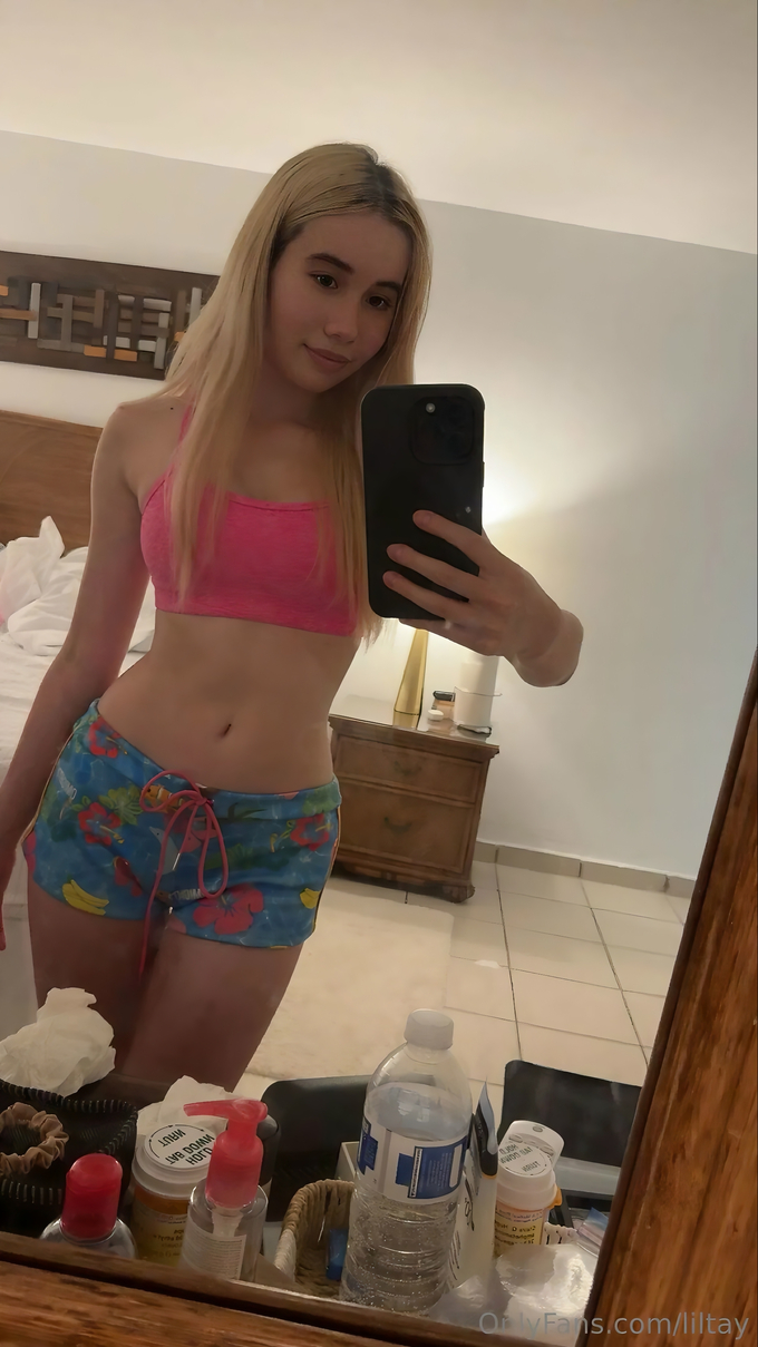 Lil Tay — Image 9 of 34