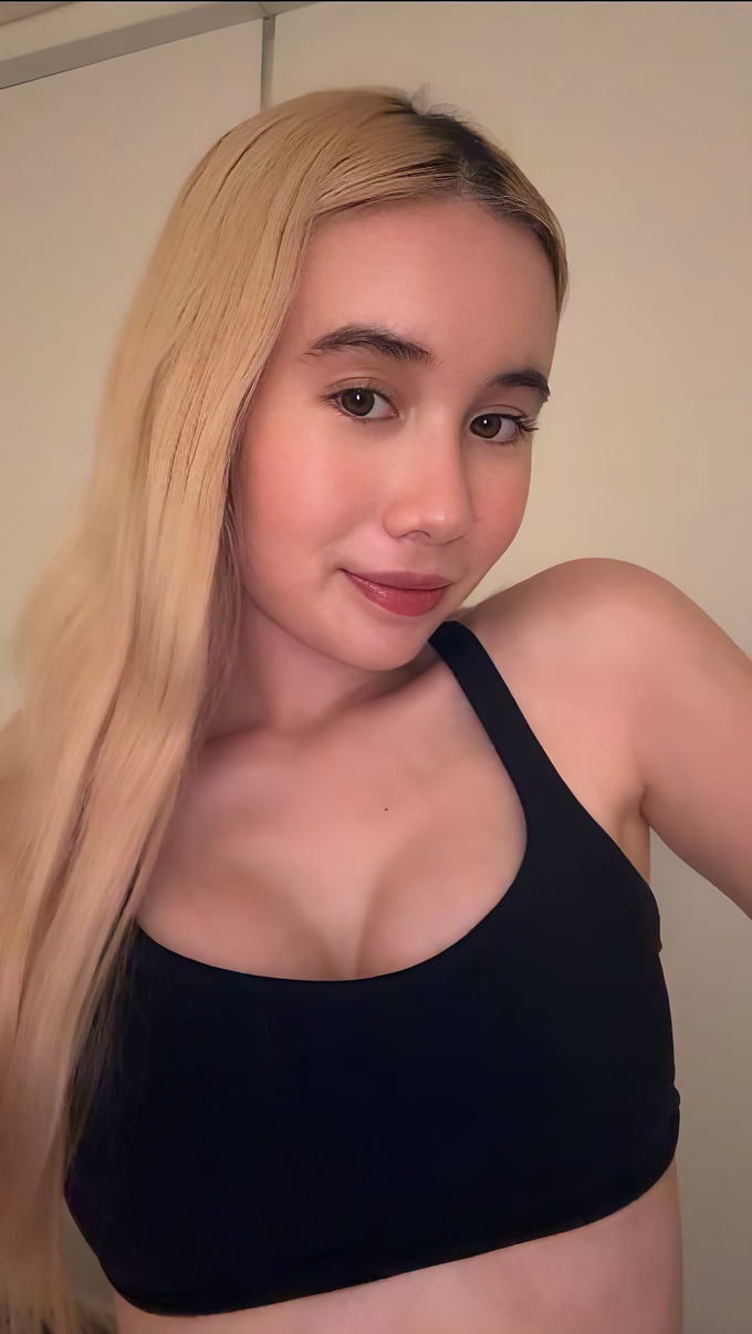 Lil Tay — Image 2 of 99