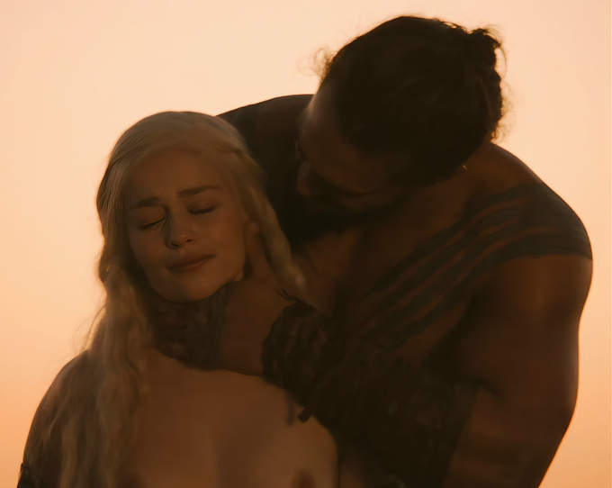 Emilia Clarke Leaked Pics — Image 20 of 22