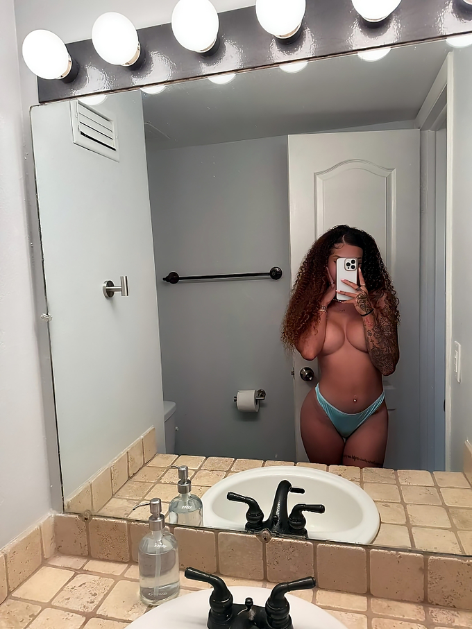 Hannah Marie Leaked Pics — Image 2 of 43