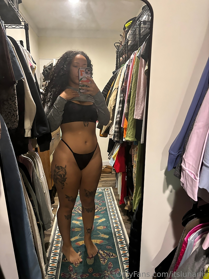 Itslunarliv Leaked Pics — Image 11 of 36