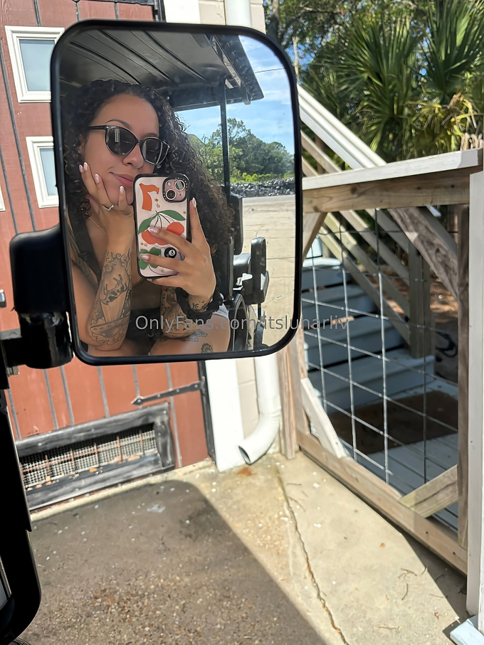 Itslunarliv Leaked Pics — Image 12 of 36