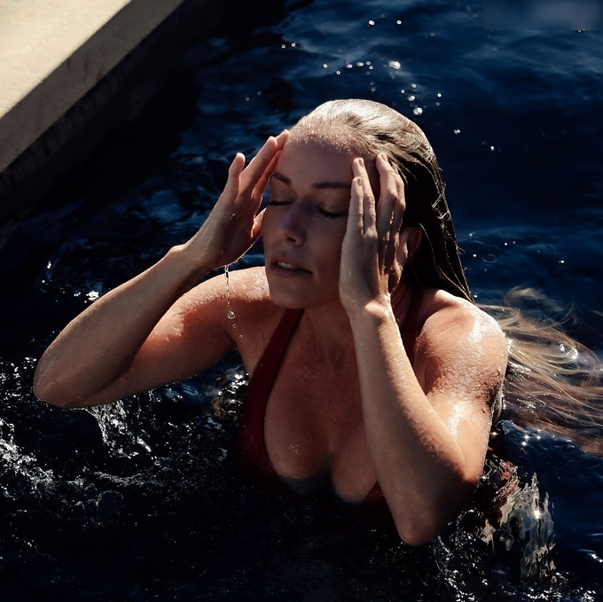 Kendra Wilkinson Leaked Pics — Image 7 of 128