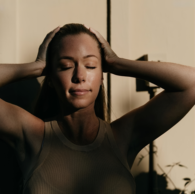 Kendra Wilkinson Leaked Pics — Image 15 of 128