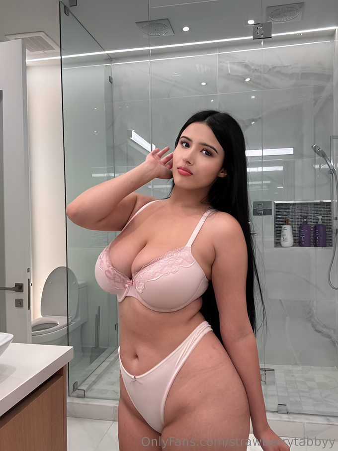 Strawberrytabby Leaked Pics — Image 14 of 199