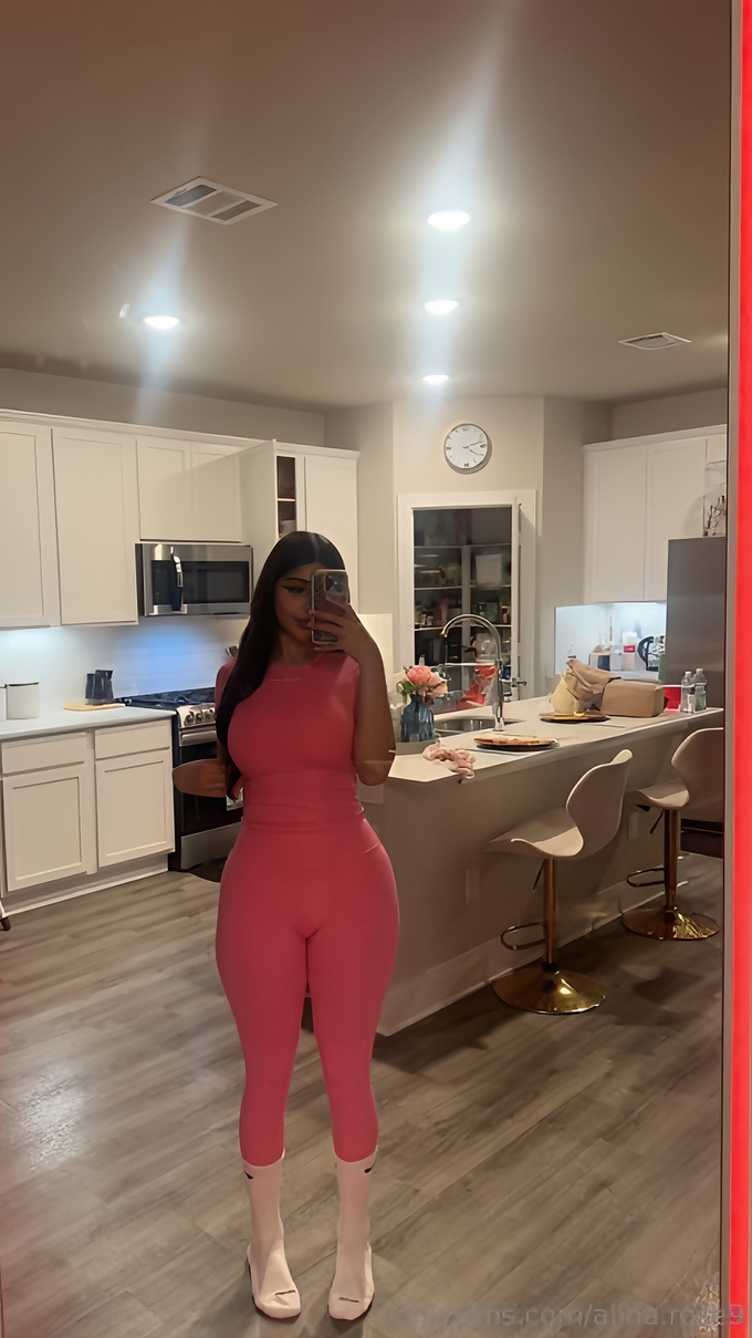 Alinaxrose Leaked Pics — Image 17 of 130