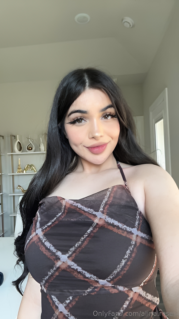 Alinaxrose Leaked Pics — Image 18 of 130