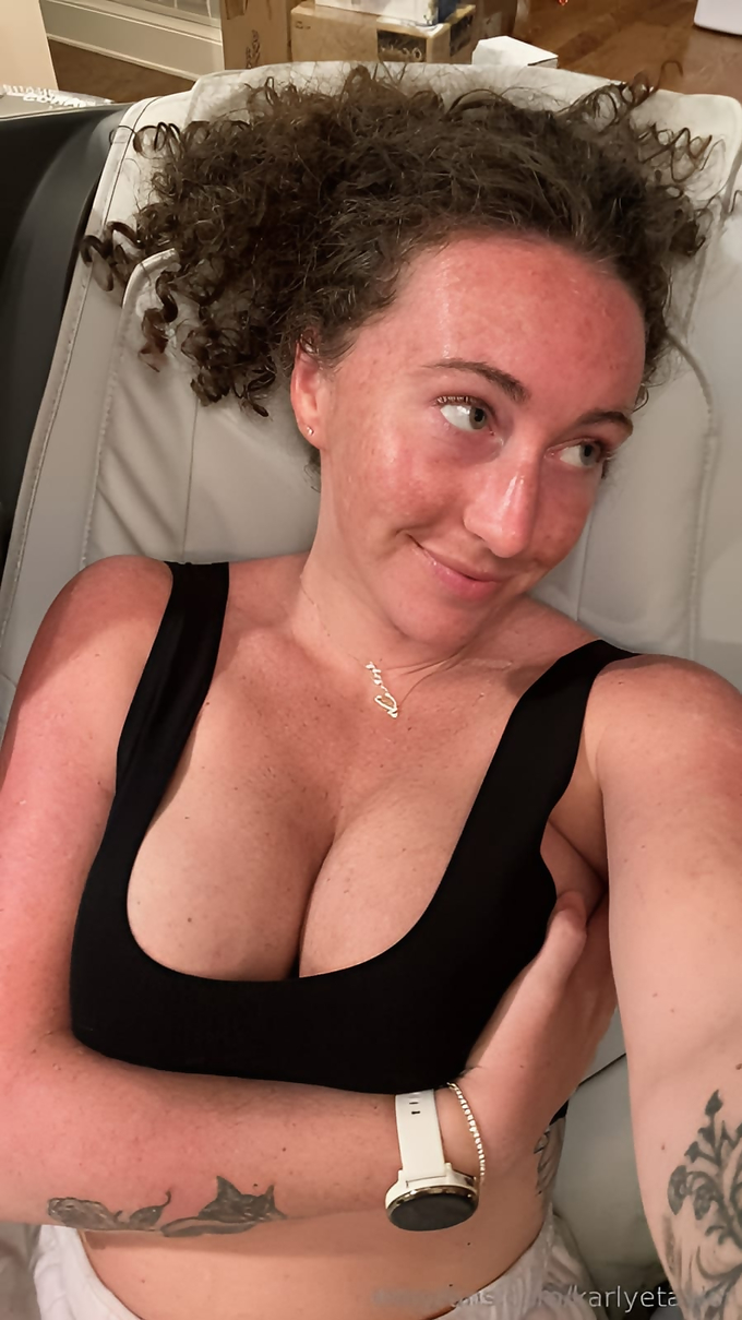 Karlyetaylor Leaked Pics — Image 2 of 441