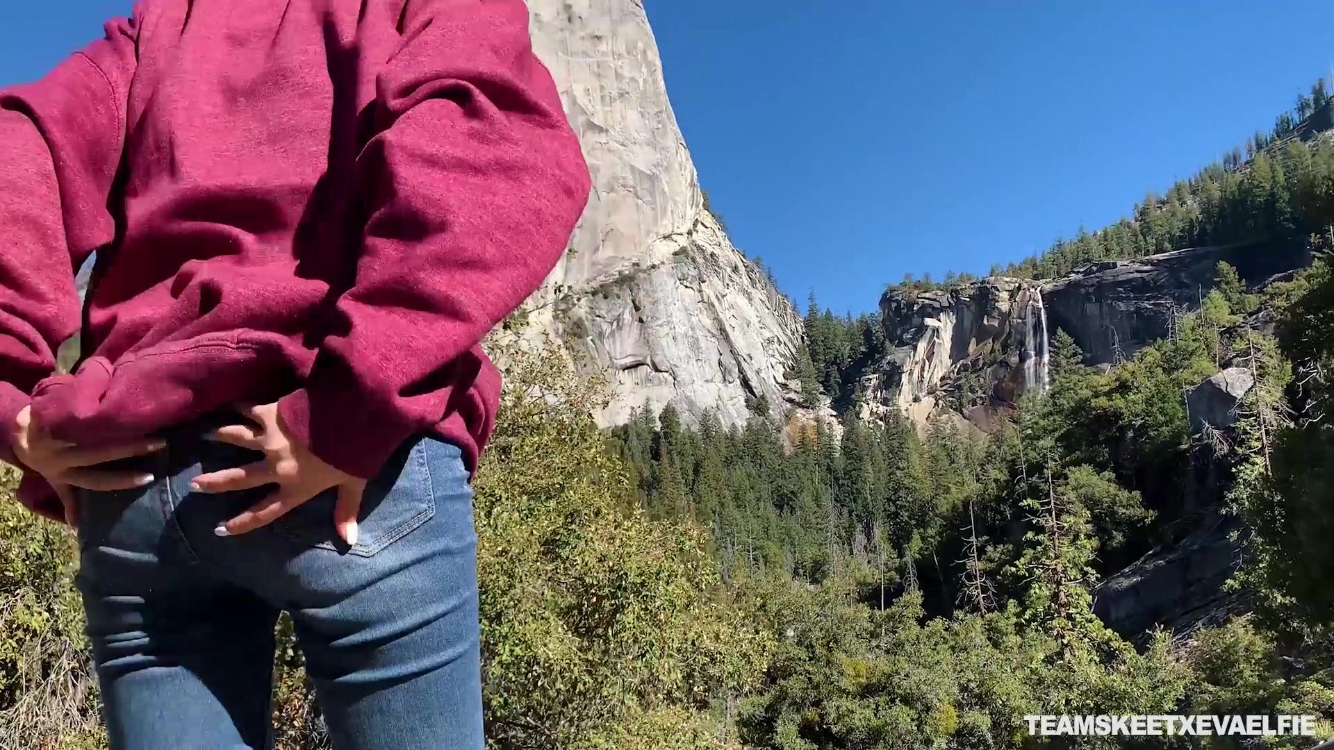 Nature Girl Eva Elfie Sucks Cock And Gets A Facial Outdoors | PimpBunny